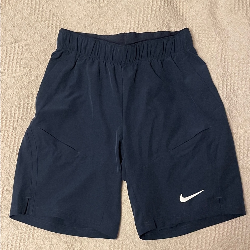 Like new Nike running shorts